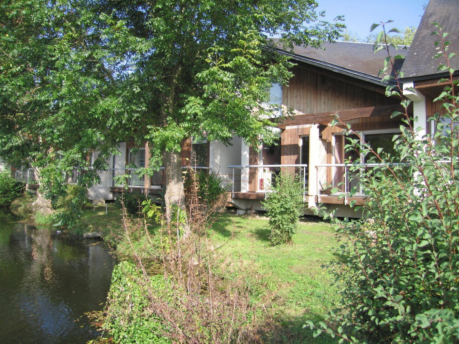 Hotel L'Ile Du Saussay Итвиль Экстерьер фото